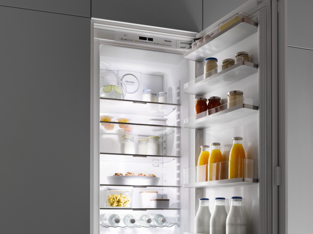 Miele_K_30_000_3 (1).jpg